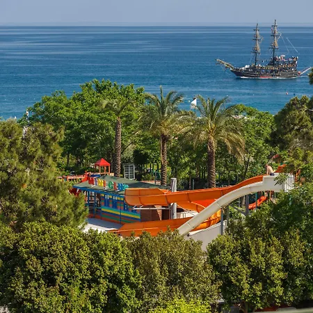Hotell Lucida 5*
