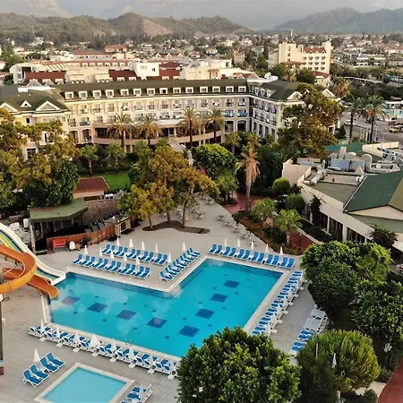 Lucida Hotell 5*