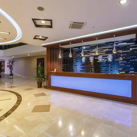 Lucida Hotell 5*